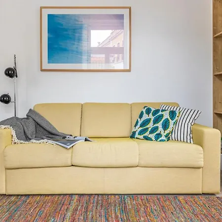 Plum Guide - East Wind Appartement Lisboa