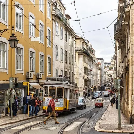 Appartement Plum Guide - East Wind Lisboa
